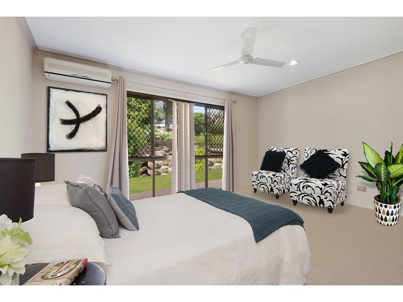 12 GWANDALAN STREET, Eight Mile Plains QLD 4113