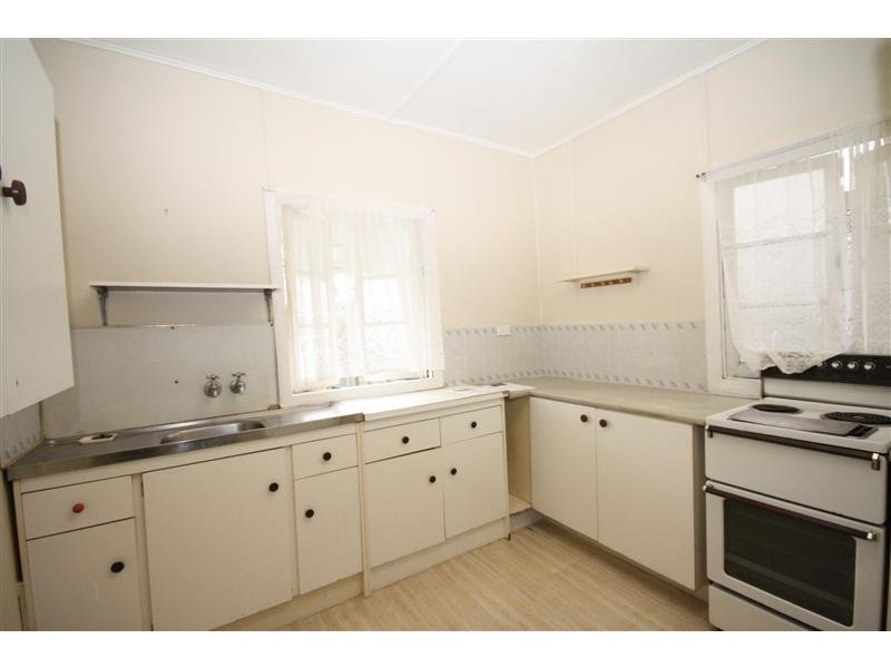 48 Tranters Avenue, Camp Hill QLD 4152