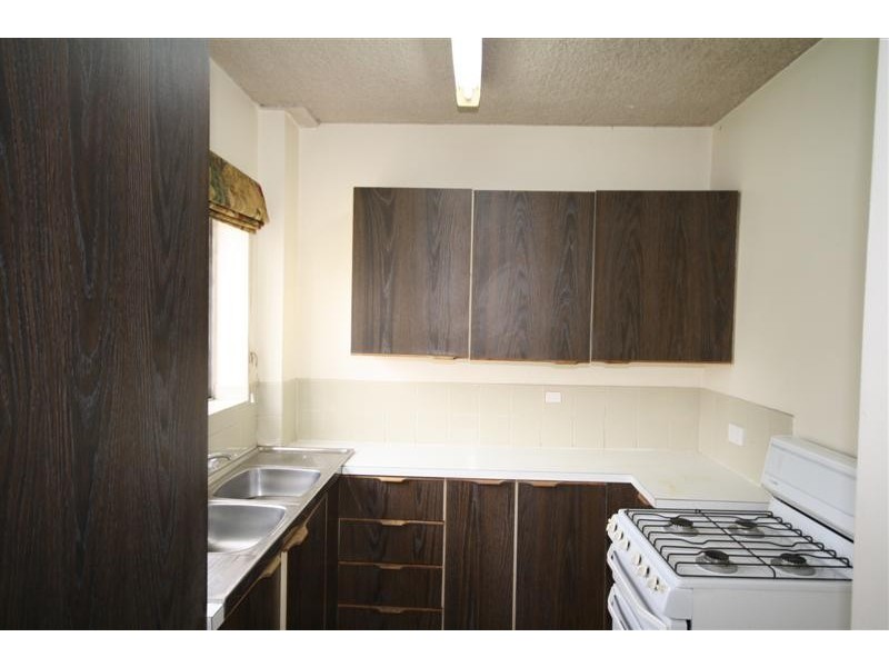 1/9 Pembroke, Carina QLD 4152