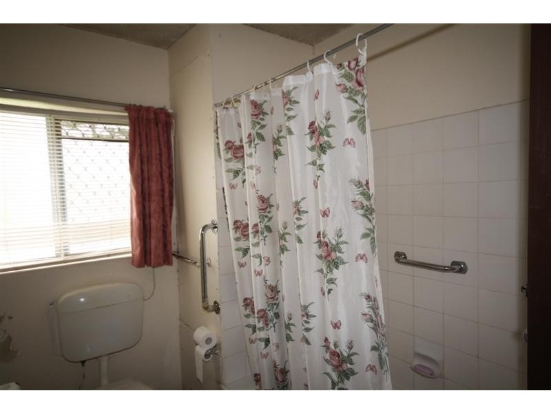 1/9 Pembroke, Carina QLD 4152