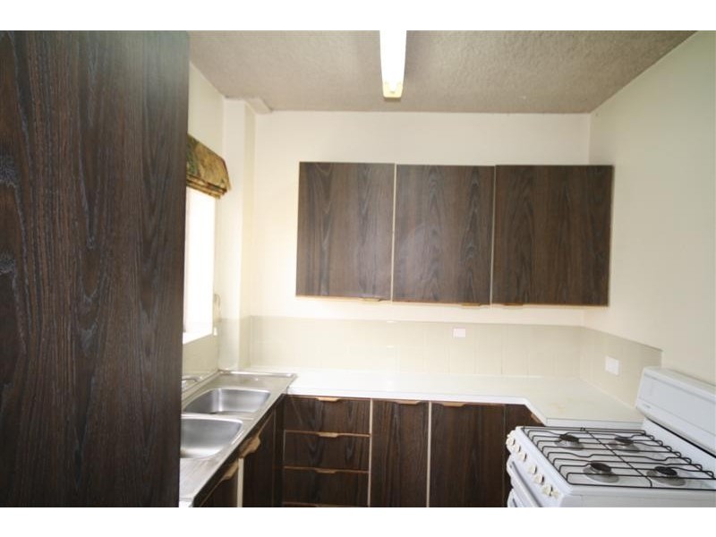 1/9 Pembroke, Carina QLD 4152