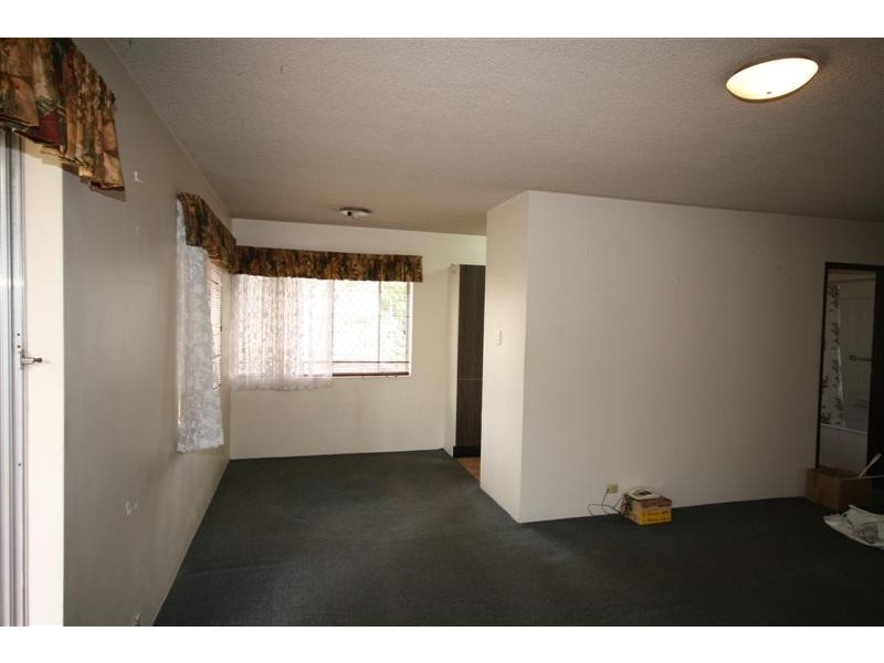 1/9 Pembroke, Carina QLD 4152