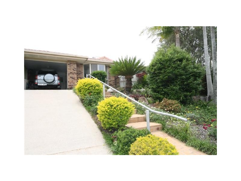 16 Webber Place, Wynnum West QLD 4178