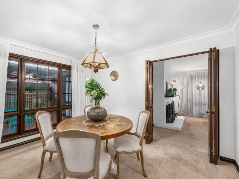 10 Brodick Street, Carindale QLD 4152