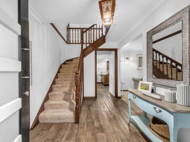 10 Brodick Street, Carindale QLD 4152