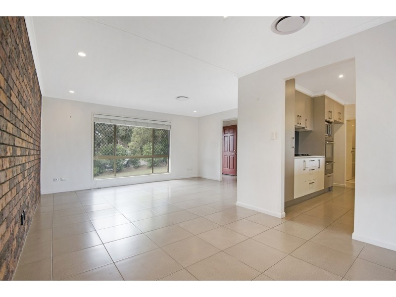 9 Pelsart Street, Belmont QLD 4153