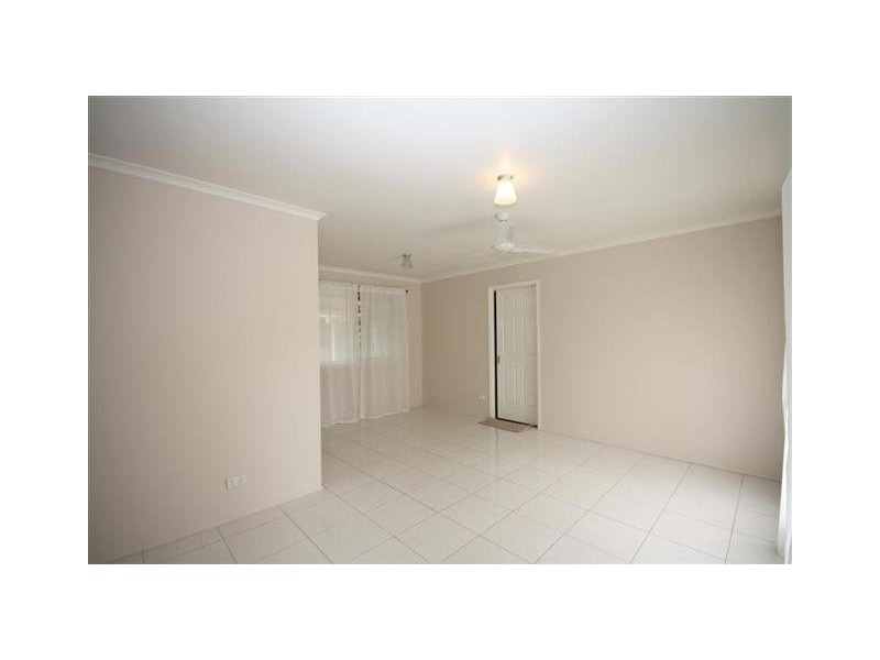 13 Crestwood Place, Belmont QLD 4153