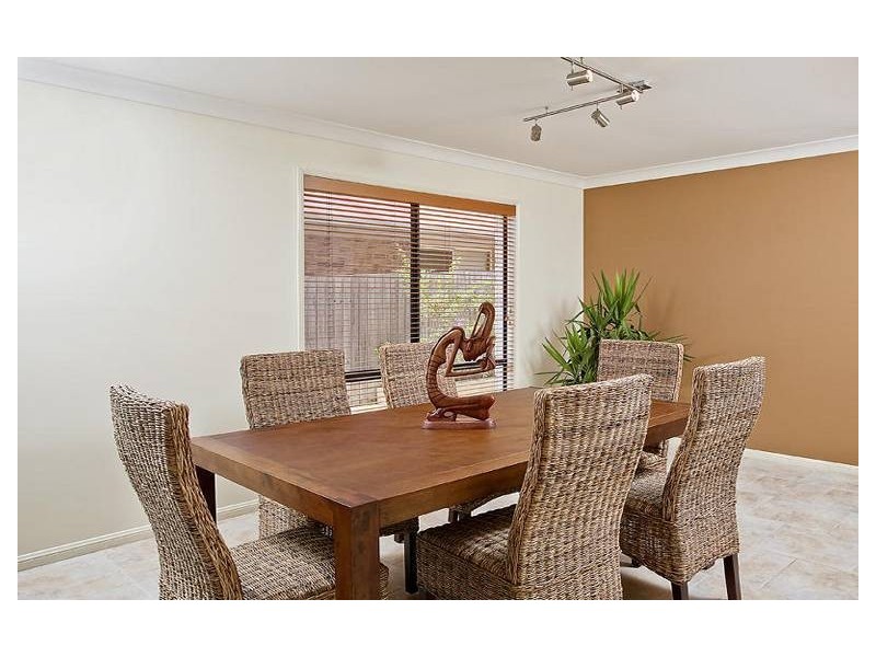 15 Puccini Place, Mackenzie QLD 4156