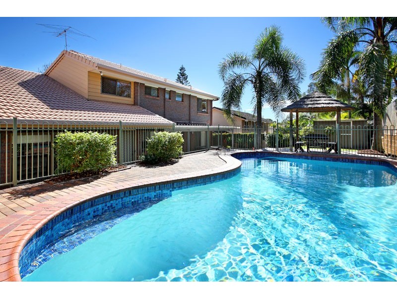 18  Raymore Court, Carindale QLD 4152