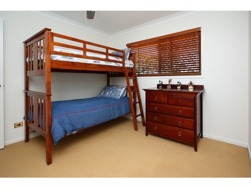 18  Raymore Court, Carindale QLD 4152