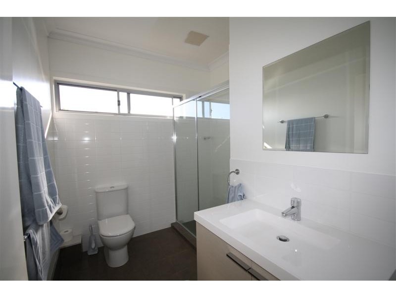 1.104  Birdwood Road, Carina Heights QLD 4152