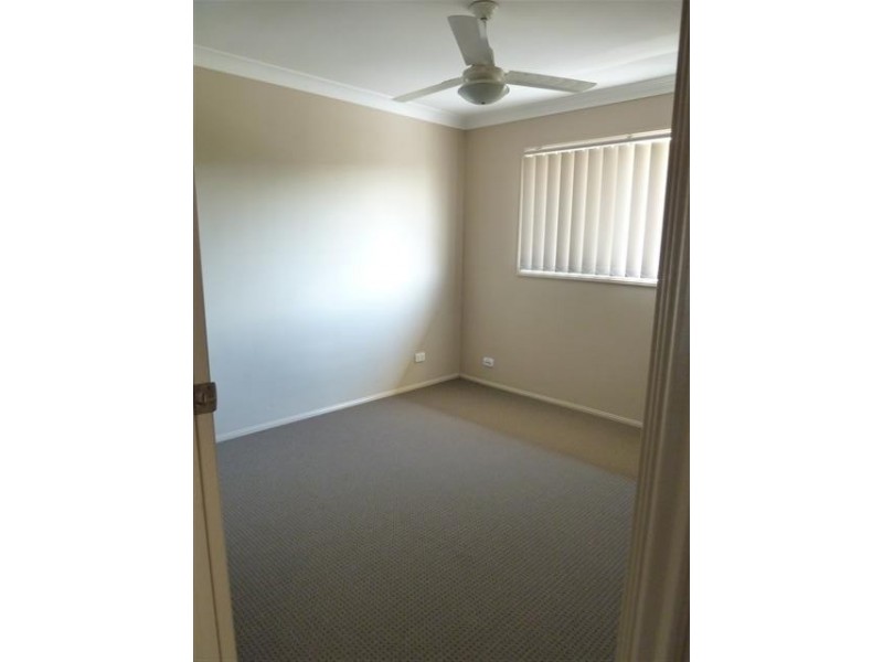 17  Araluen Street, Carindale QLD 4152