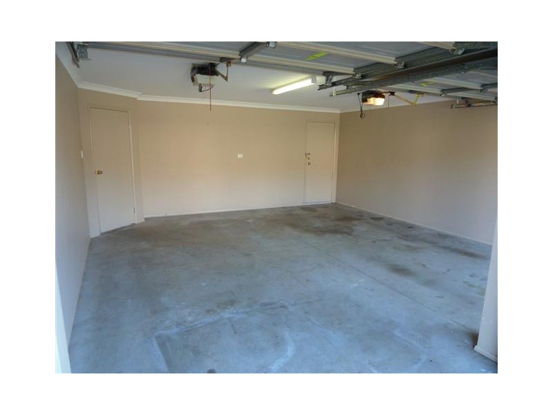 17  Araluen Street, Carindale QLD 4152