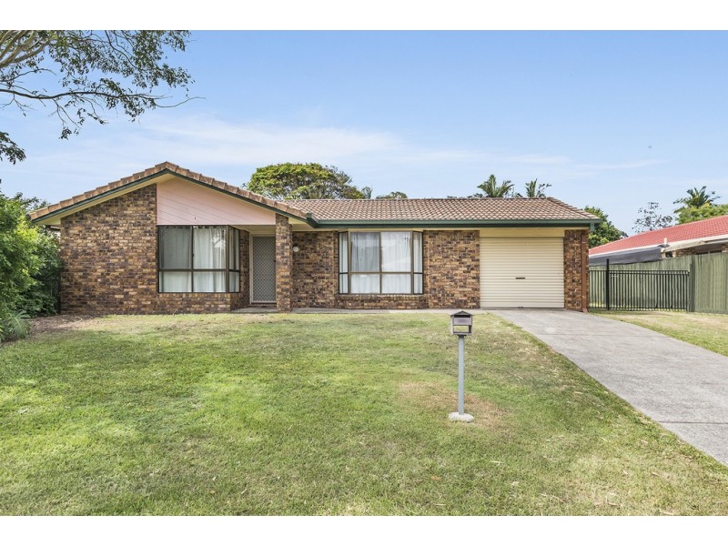 9 Duck Street, Birkdale QLD 4159