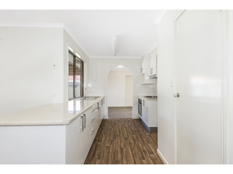 9 Duck Street, Birkdale QLD 4159