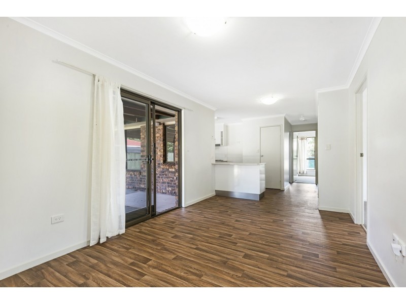 9 Duck Street, Birkdale QLD 4159