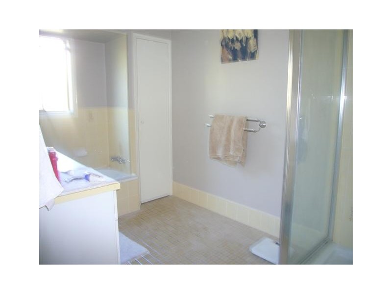 48 Briarwood Street, Carindale QLD 4152