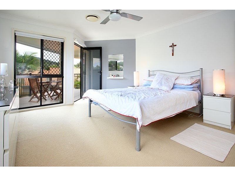 50 Kenilworth Place, Carindale QLD 4152