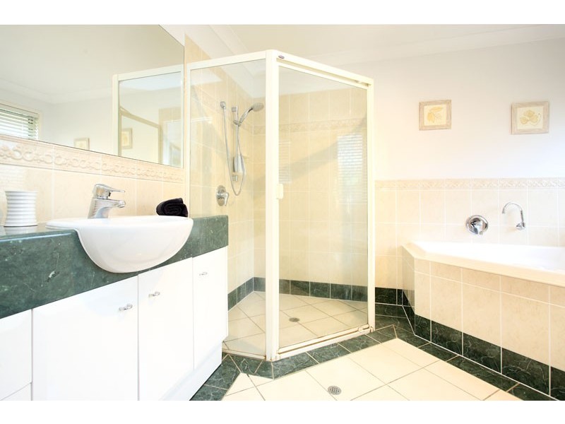 50 Kenilworth Place, Carindale QLD 4152