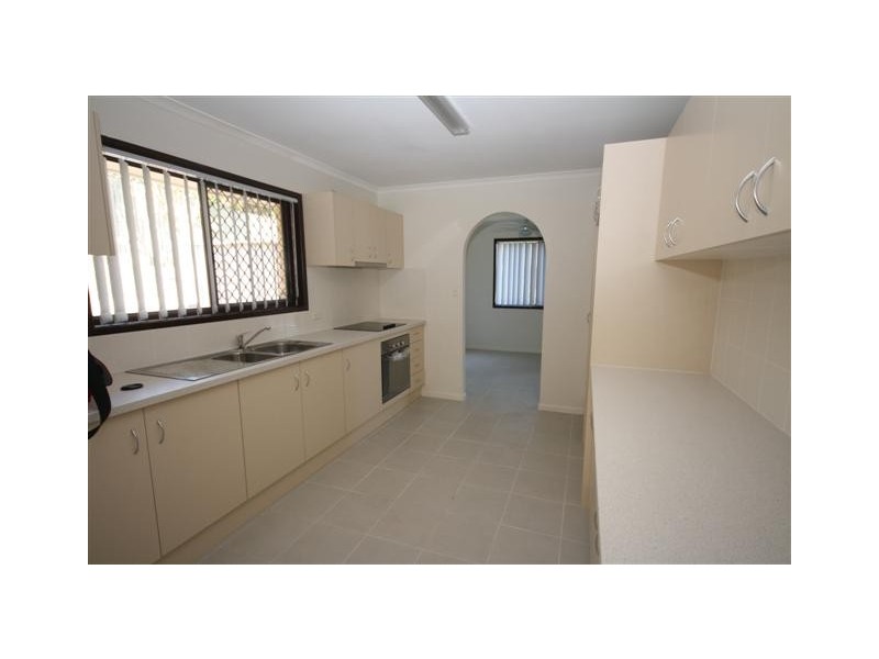 291 Winstanley St, Carindale QLD 4152