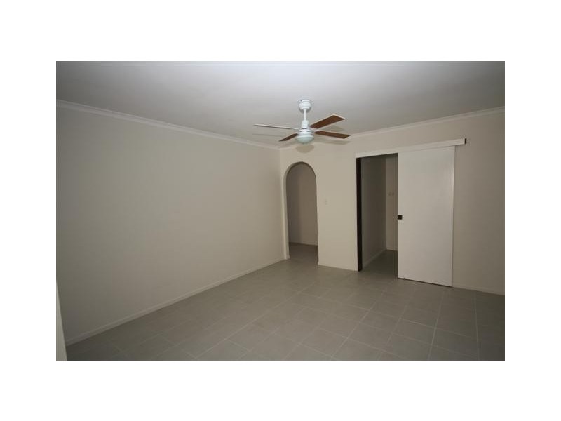 291 Winstanley St, Carindale QLD 4152