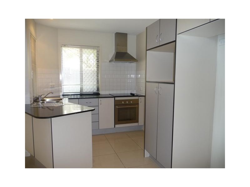 4/29 Edmond, Carina QLD 4152