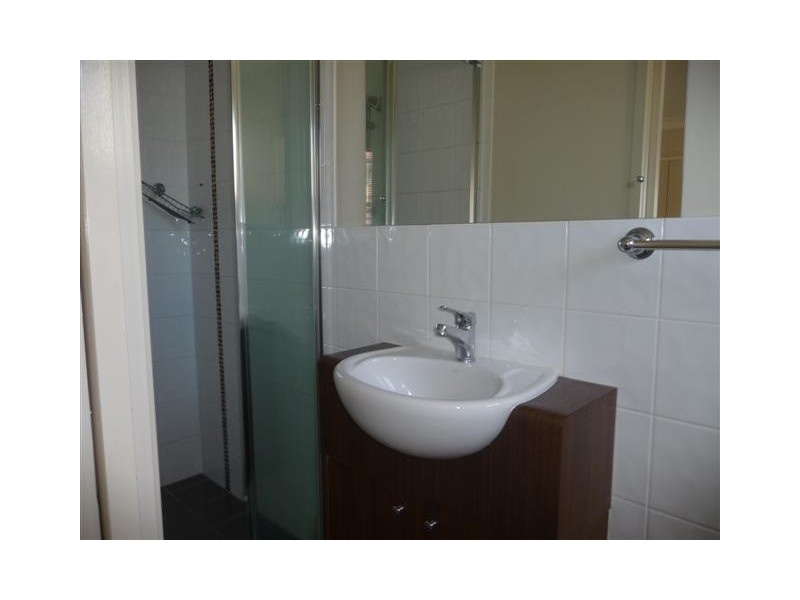 4/29 Edmond, Carina QLD 4152