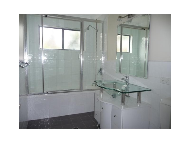 4/29 Edmond, Carina QLD 4152