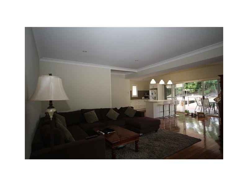 11 Laurie Street, Carina QLD 4152