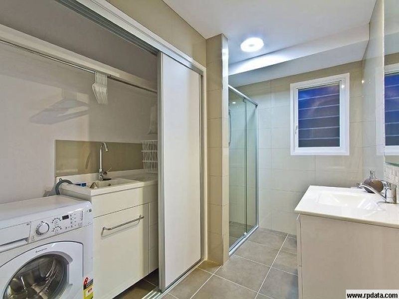 11a Laurie Street, Carina Heights QLD 4152