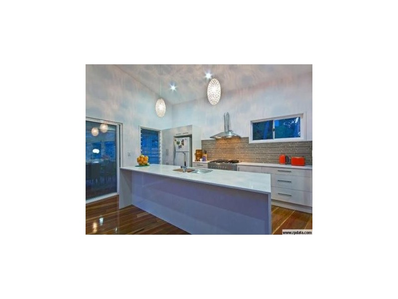 11a Laurie Street, Carina Heights QLD 4152