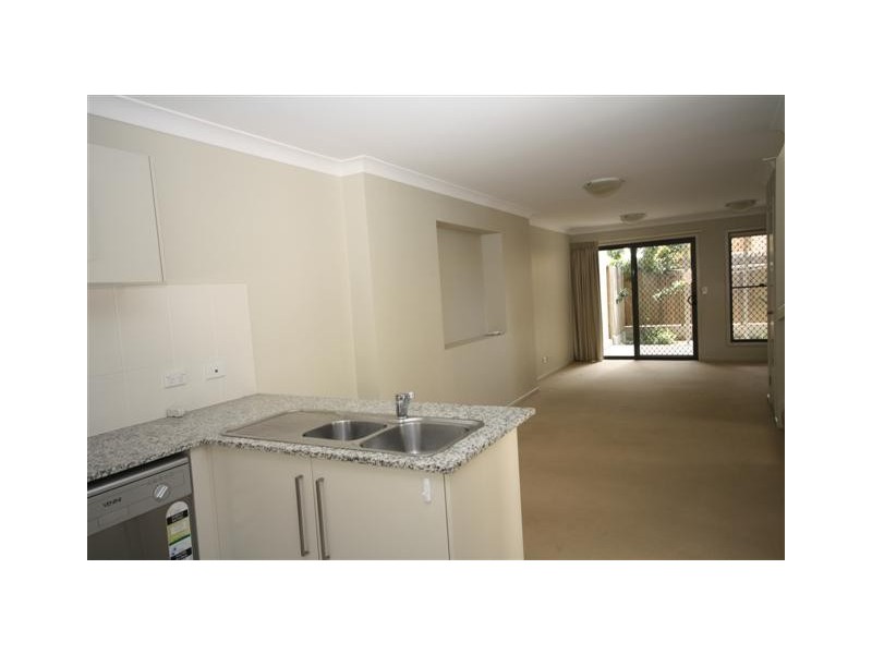 14/51-55 Daniells Street, Carina QLD 4152