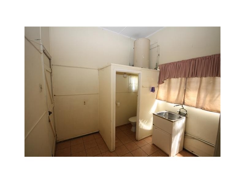 36 Adelaide Street, Carina QLD 4152