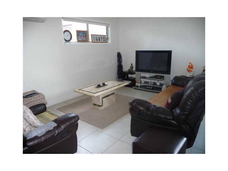 5 Fred Street, Camp Hill QLD 4152