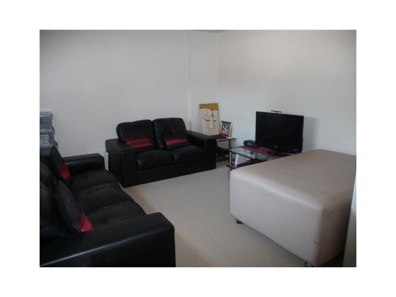 5 Fred Street, Camp Hill QLD 4152