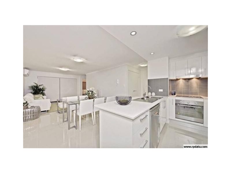 1/56 Nelson Street, Coorparoo QLD 4151