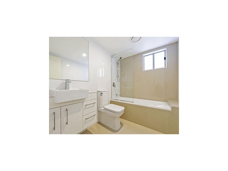 1/56 Nelson Street, Coorparoo QLD 4151