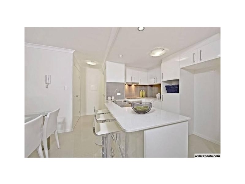 1/56 Nelson Street, Coorparoo QLD 4151