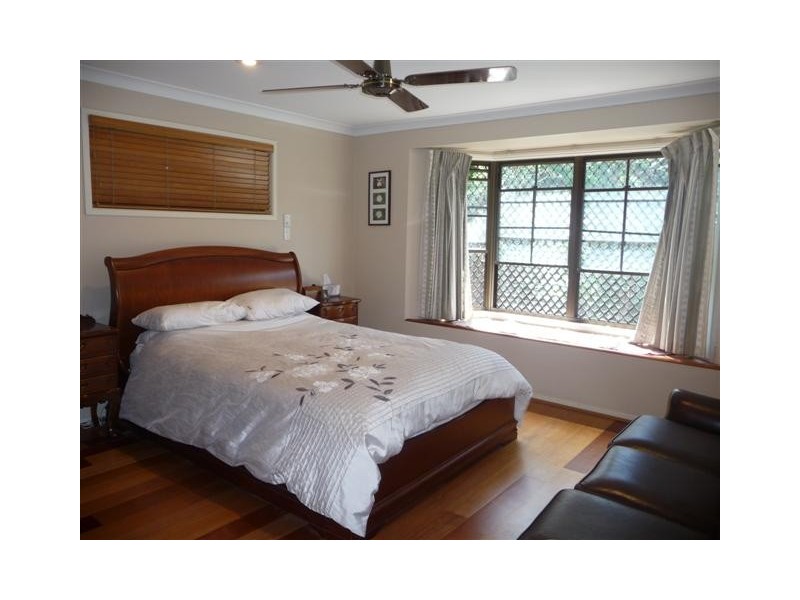 35 Breadalbane, Carindale QLD 4152