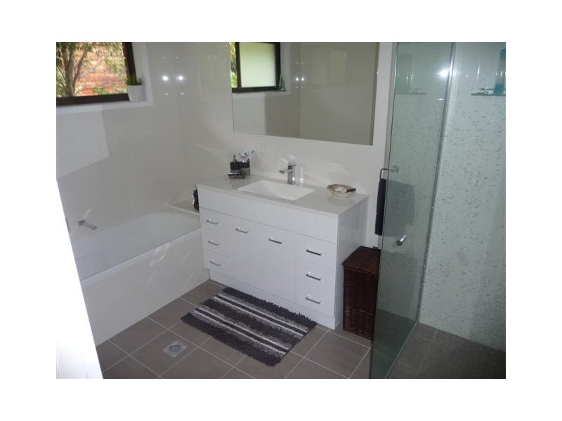 35 Breadalbane, Carindale QLD 4152