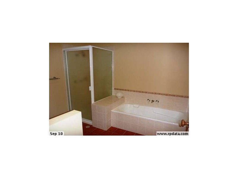 2/841 Old Cleveland Rd, Carina QLD 4152