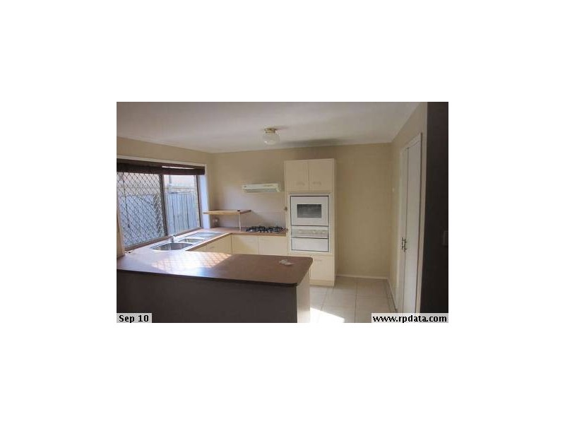 2/841 Old Cleveland Rd, Carina QLD 4152