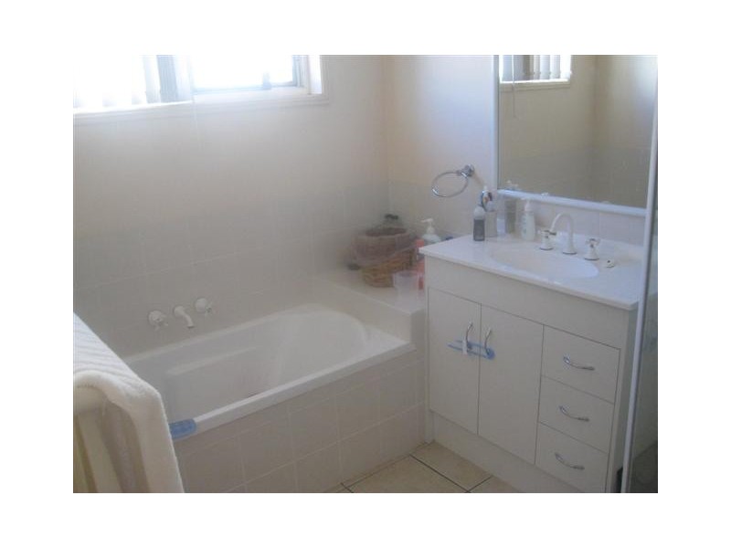 21 Jasmine Street, Wakerley QLD 4154