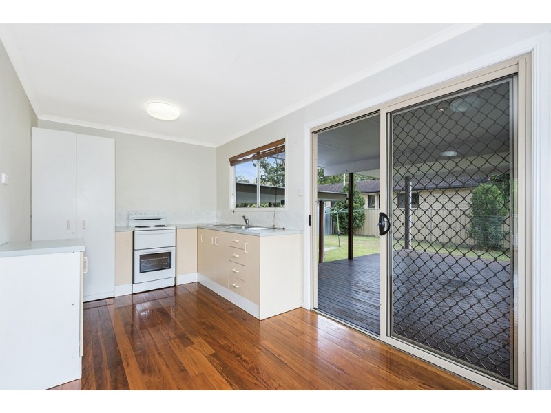 4 Darren Drive, Slacks Creek QLD 4127