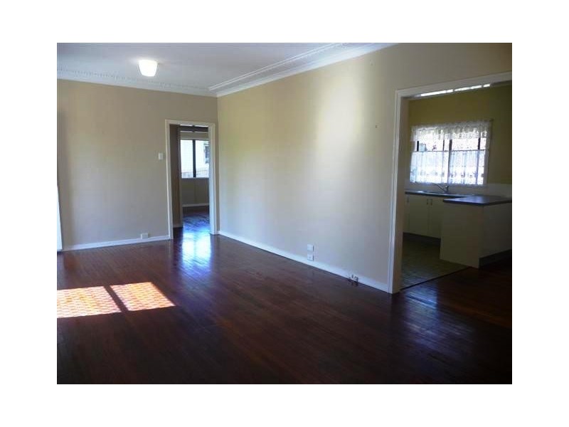 11 Morven Street, Camp Hill QLD 4152