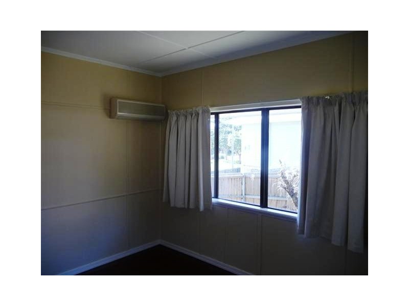 11 Morven Street, Camp Hill QLD 4152