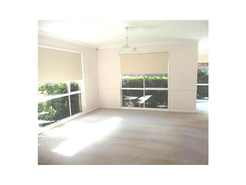 1 Renoir Court, Mackenzie QLD 4156