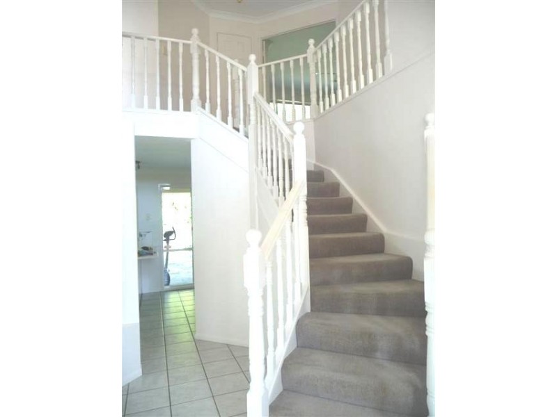 1 Renoir Court, Mackenzie QLD 4156