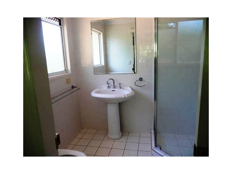 1 Renoir Court, Mackenzie QLD 4156