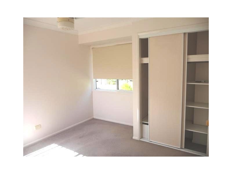 1 Renoir Court, Mackenzie QLD 4156